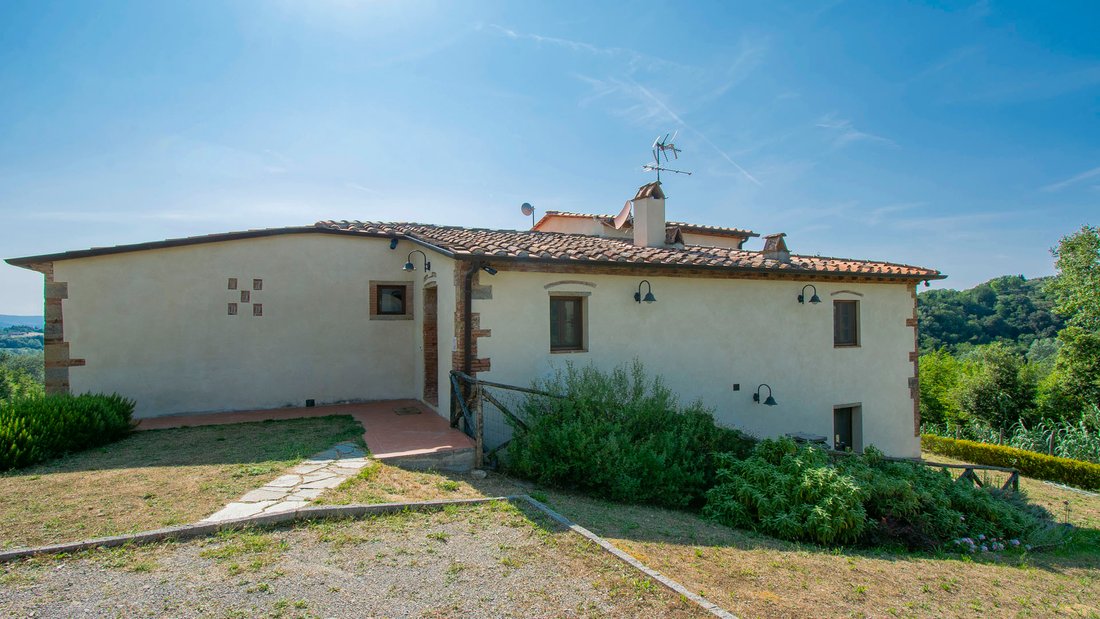 Villa in Palaia, Tuscany, Italy 5 - 18025197