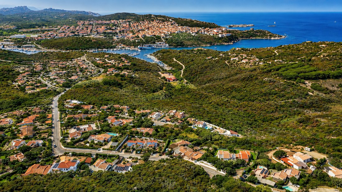 Villa in Santa Teresa Gallura, Sardinia, Italy 3 - 18025366