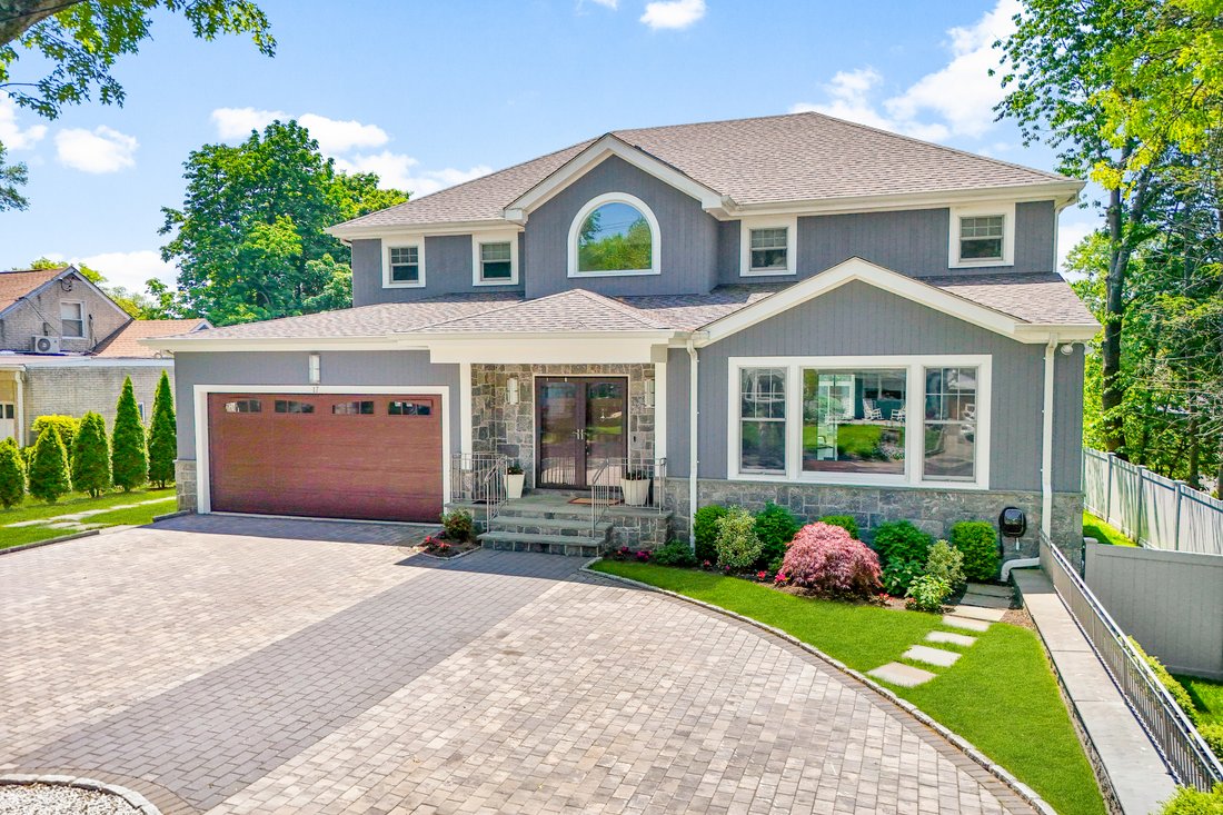 House in New Rochelle, New York, United States 1 - 18025384