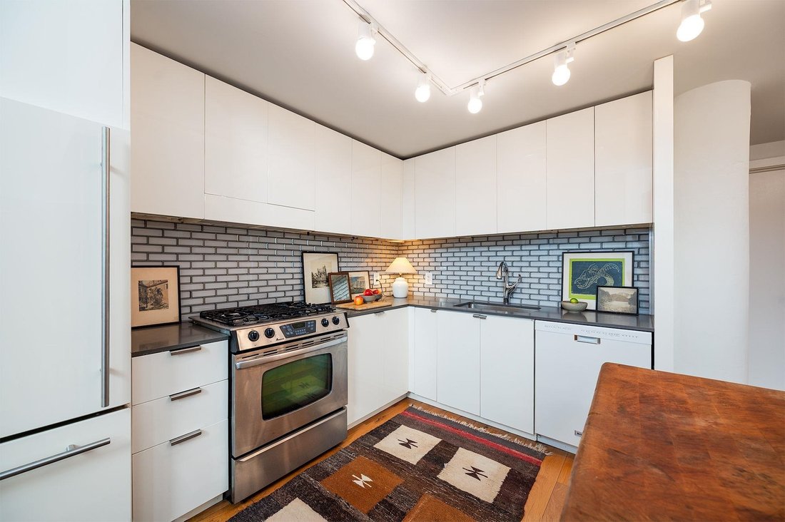 Condo in Jersey City, New Jersey, United States 4 - 18025372