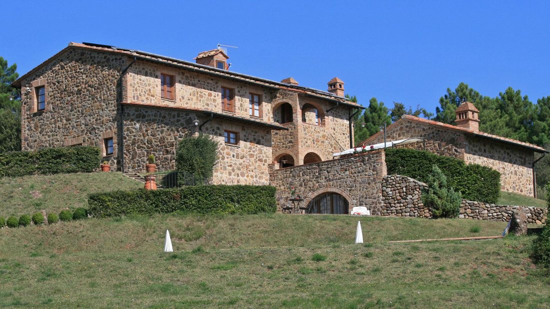 Country House in Volterra, Tuscany, Italy 1 - 18025416