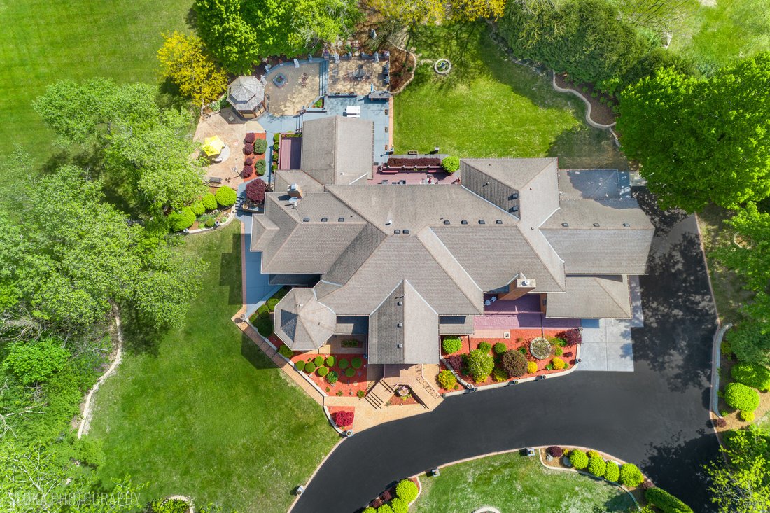 House in Crystal Lake, Illinois, United States 2 - 18030338