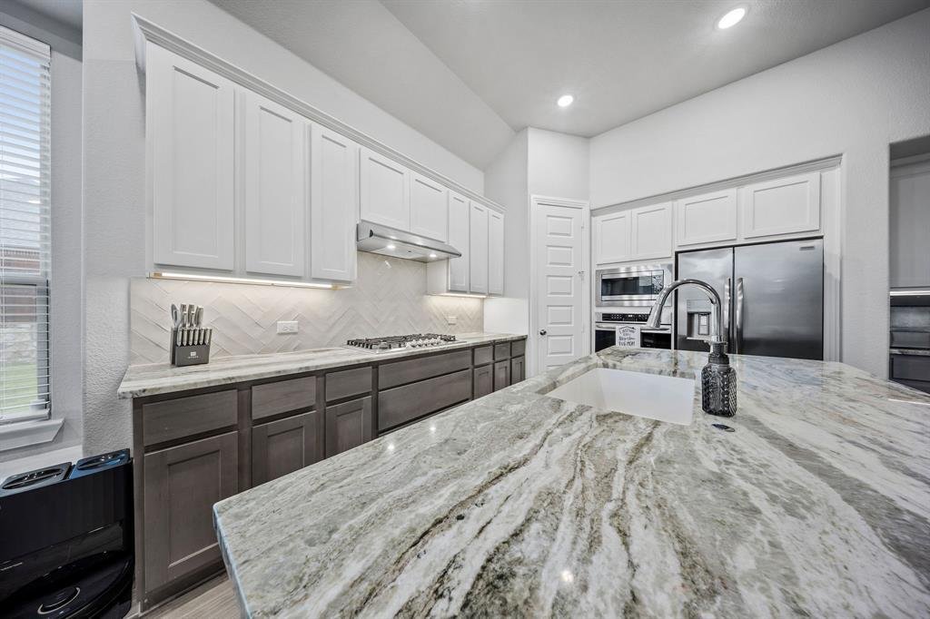 House in Cross Roads, Texas, United States 3 - 18026939