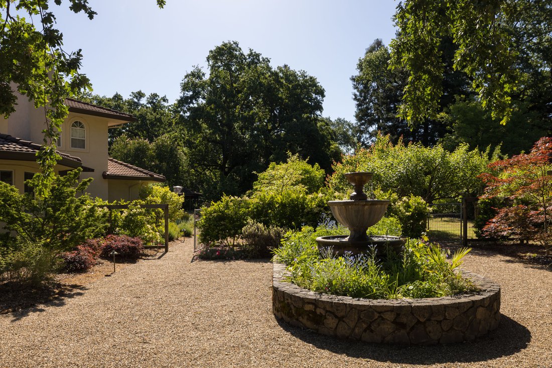 House in Calistoga, California, United States 4 - 18028360