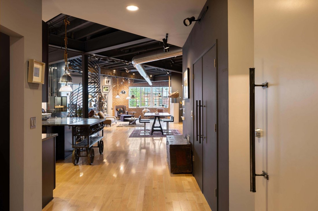 Condo in Columbus, Ohio, United States 4 - 16331445