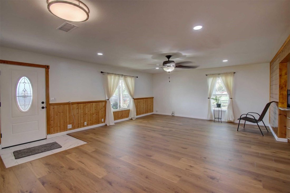House in Springtown, Texas, United States 4 - 18027165