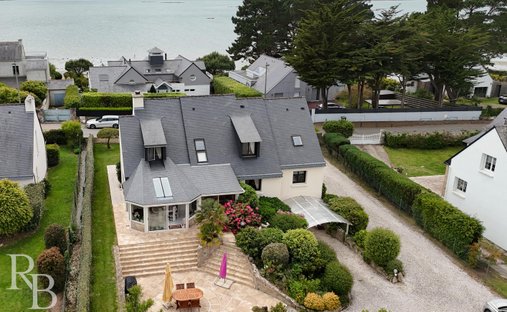 House in Poulfranc et Marais, Sene, France 1