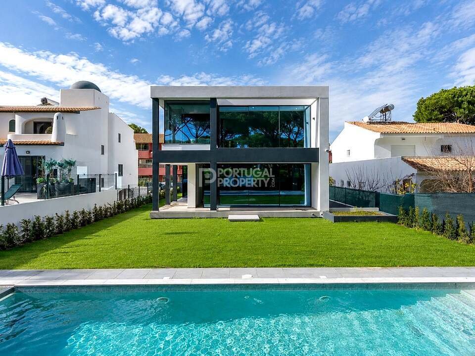 Villa in Vilamoura, Quarteira, Algarve 1 - 17392069