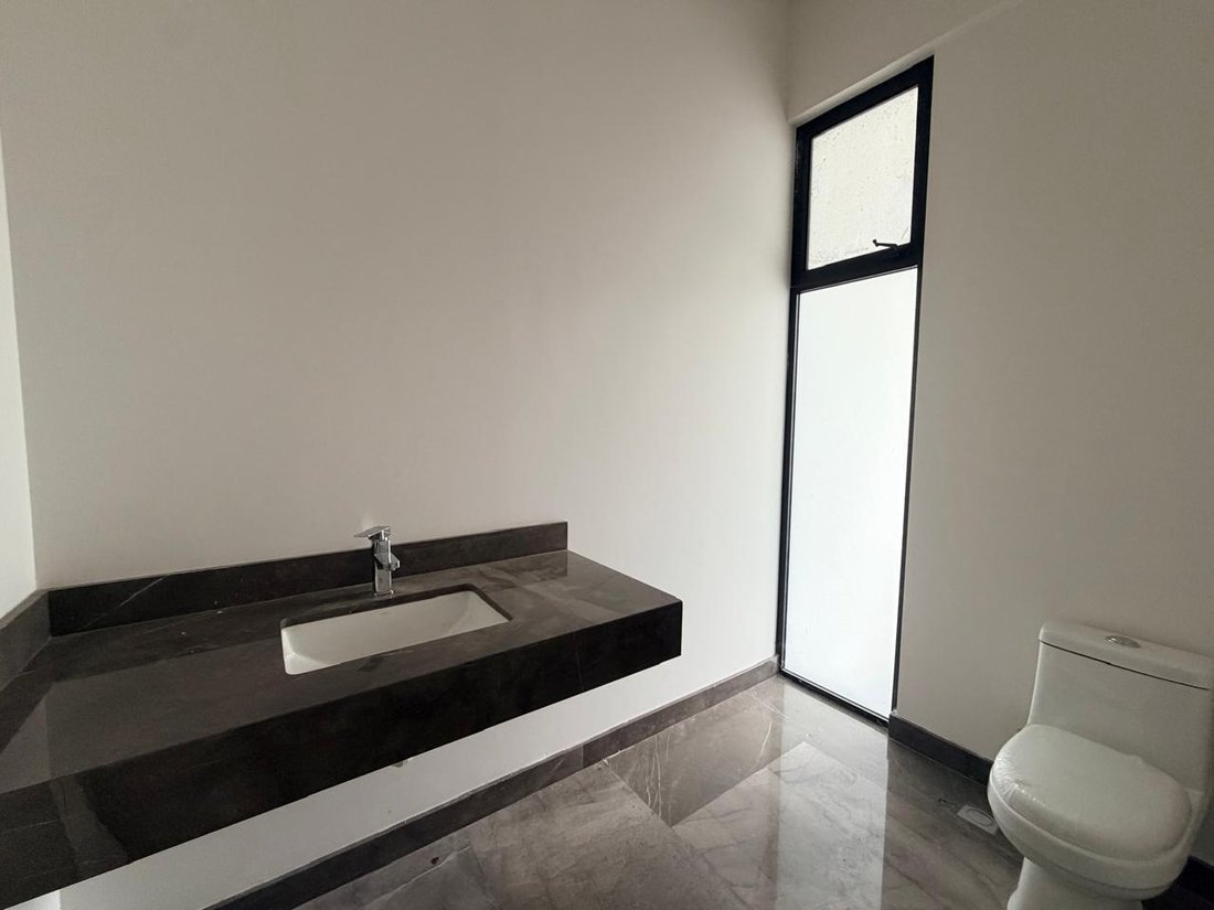 House in Monterrey, Nuevo Leon, Mexico 5 - 18027464