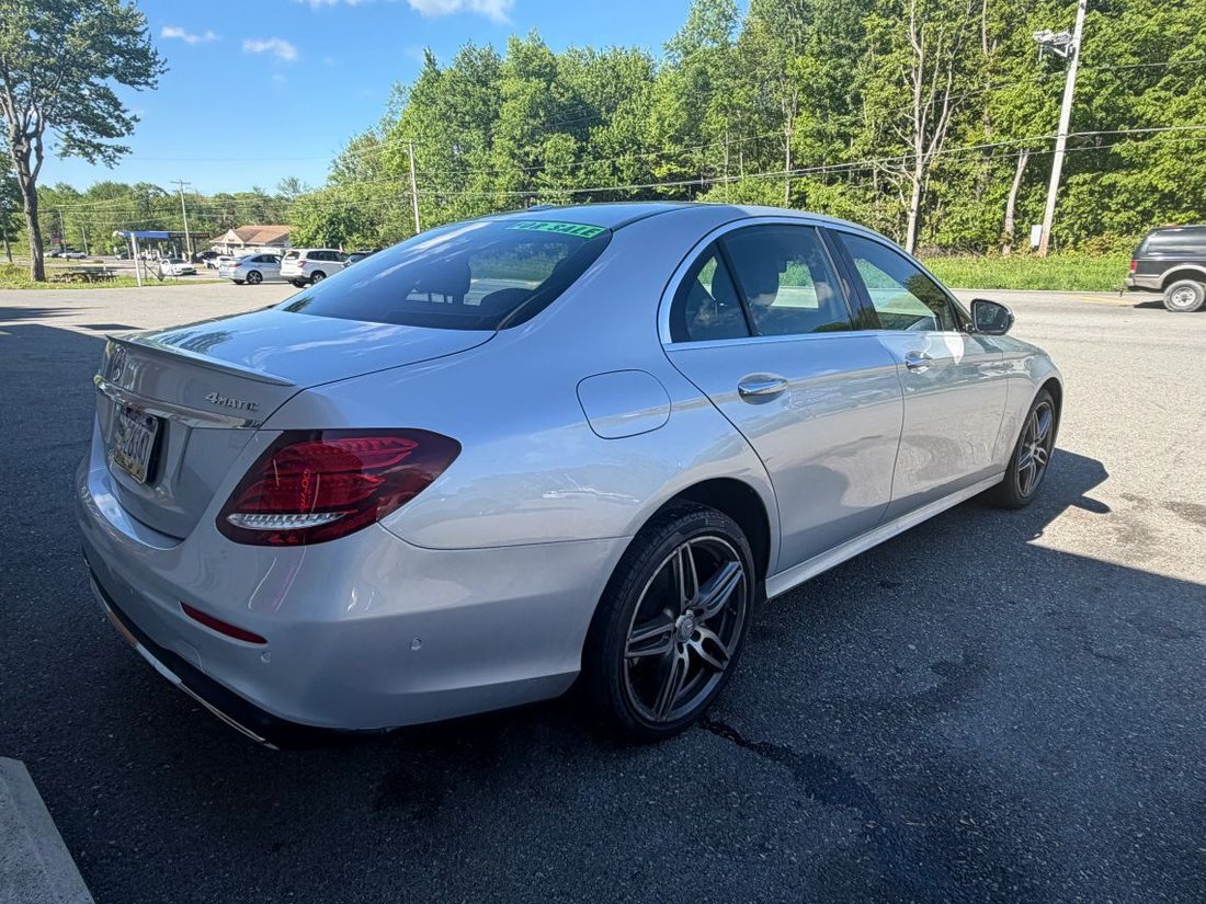 Sedan in Tobyhanna, PA, United States 5 - 18027907
