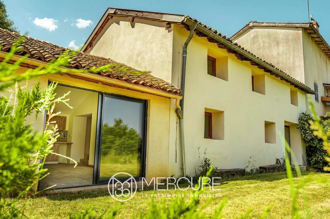 Estate in Chanes, Bourgogne – Franche-Comté, France 3 - 18028443
