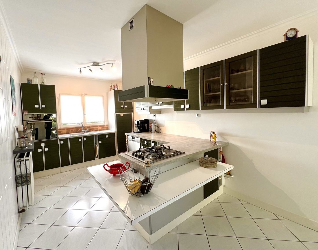House in Saint-Aubin, Ile-de-France, France 3 - 18032593