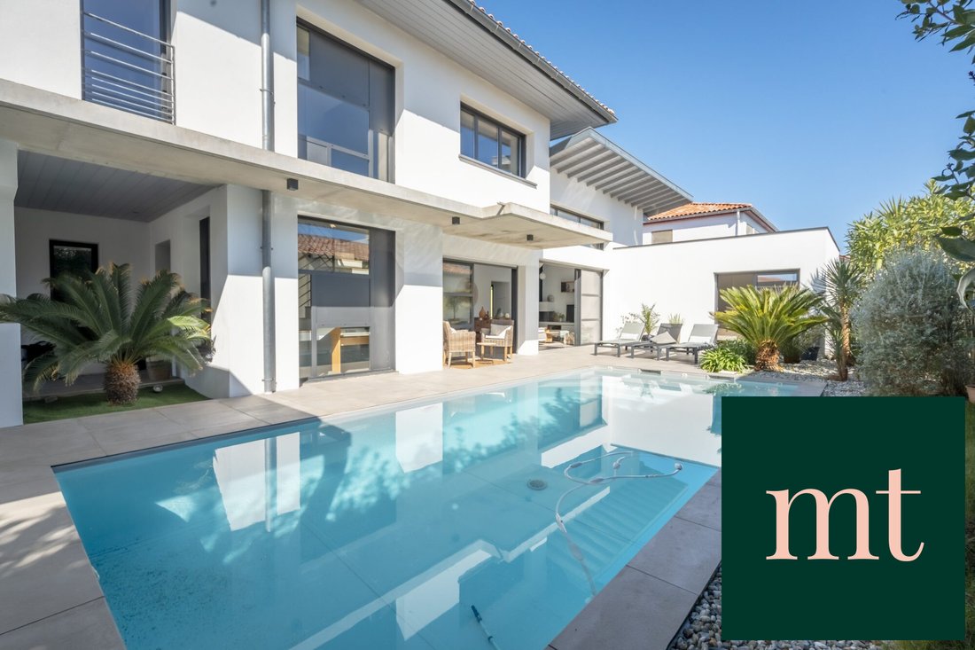House in Anglet, Nouvelle-Aquitaine, France 1 - 18032607