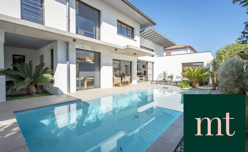 House in Anglet, Nouvelle-Aquitaine, France 1