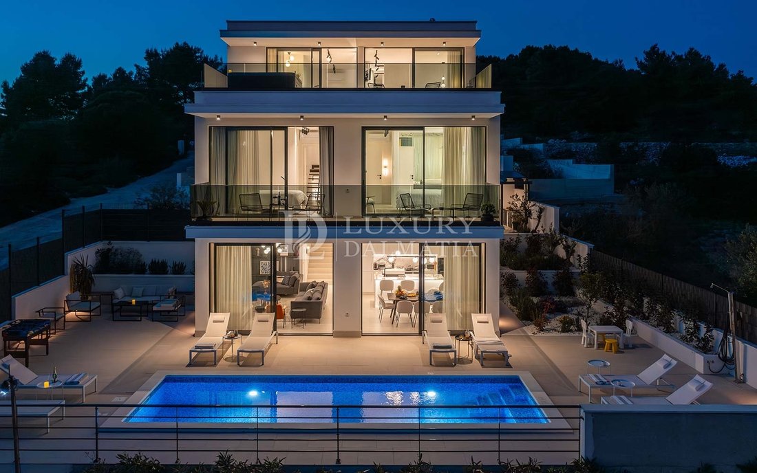 House in Okrug Gornji, Split-Dalmatia County, Croatia 1 - 18029899