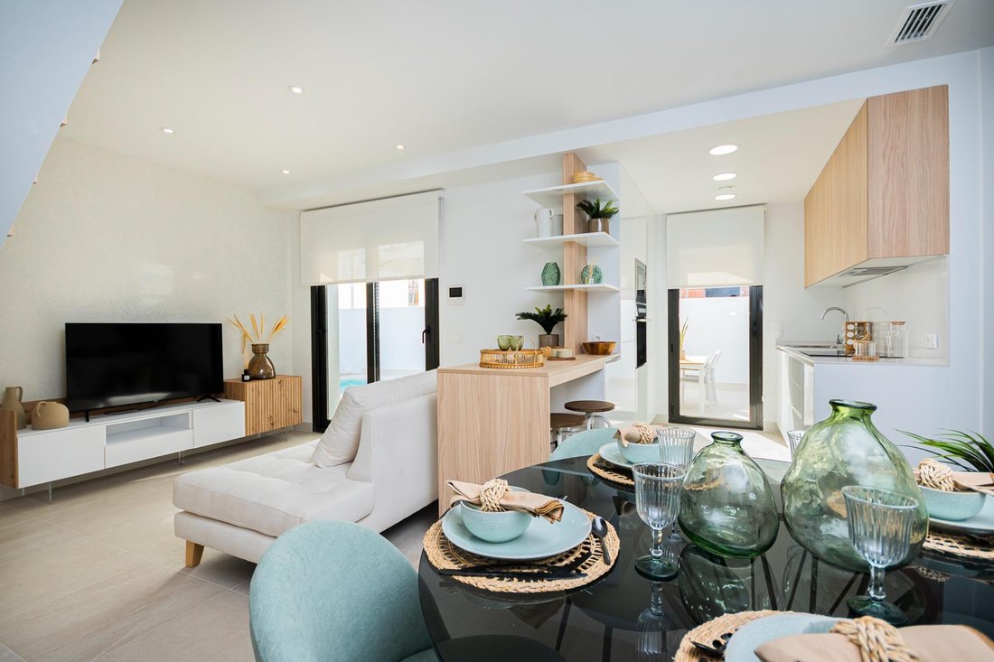 Villa in Torrevieja, Valencian Community, Spain 5 - 18031391