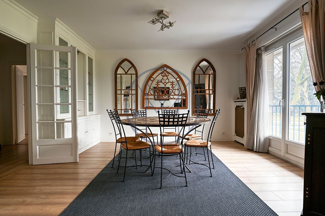 Apartment in Domaine National du Château, Versailles, France 4 - 18029531