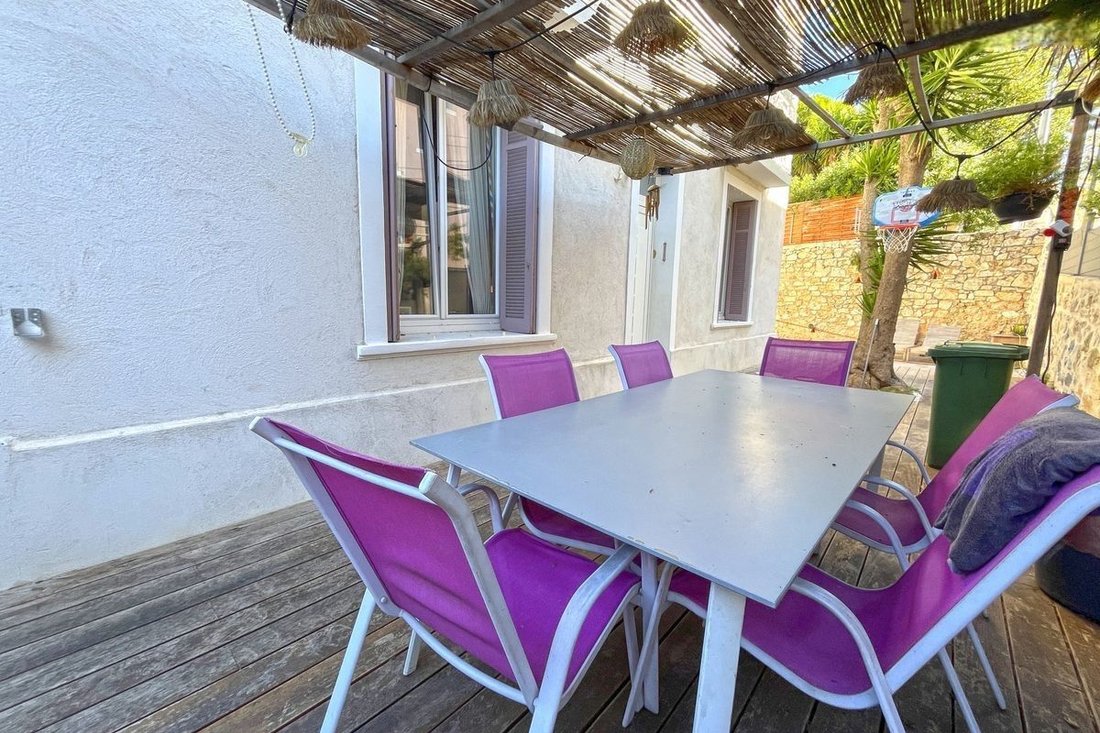 Villa in Le Faron-Fort-Rouge, Toulon, France 2 - 18026261