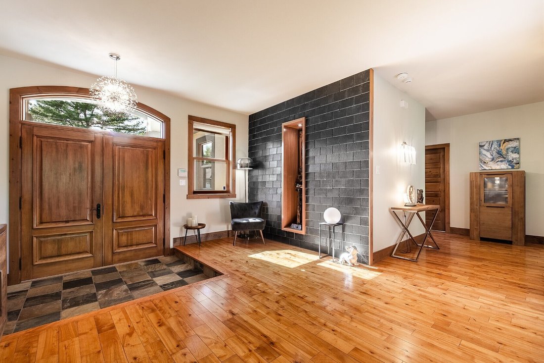 House in Cowansville, Quebec, Canada 5 - 18027208