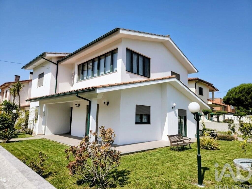 Townhouse in Viana do Castelo, Viana do Castelo District, Portugal 1 - 18027711