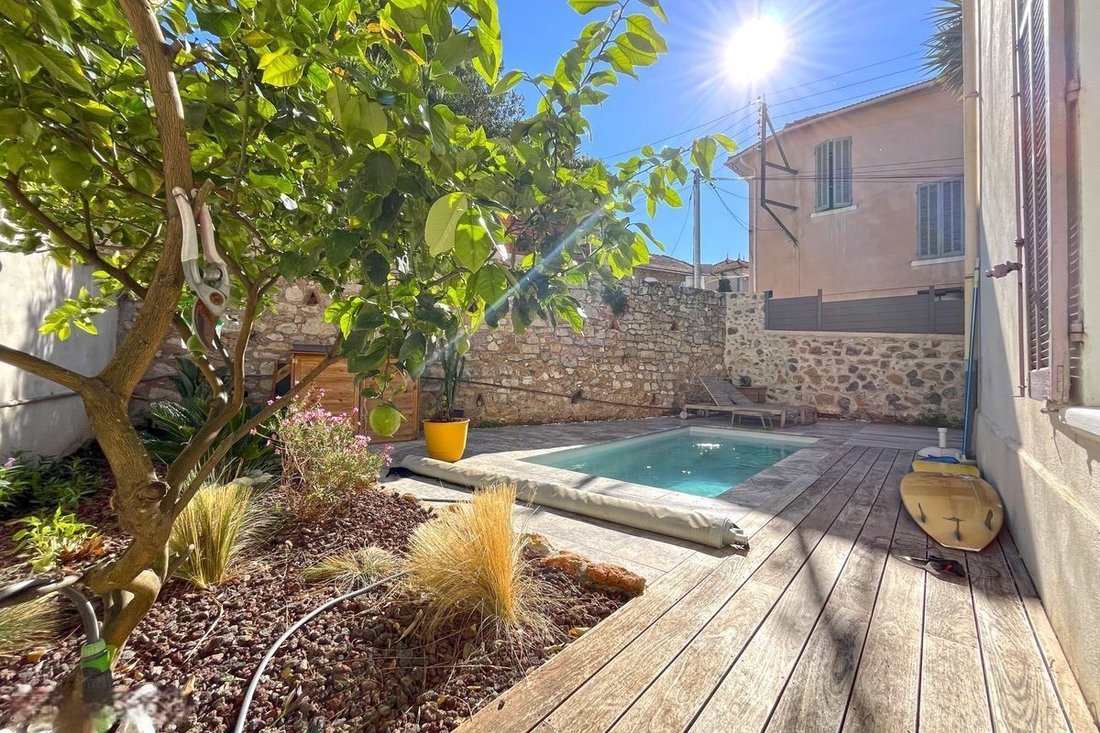 Villa in Le Faron-Fort-Rouge, Toulon, France 1 - 18026261