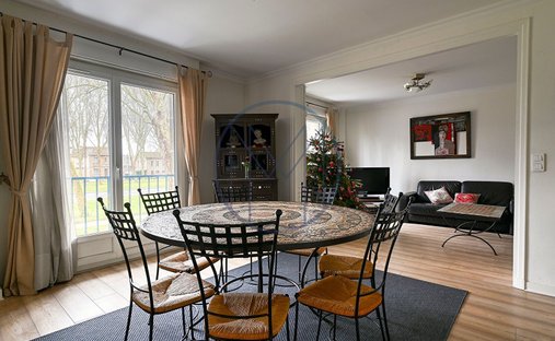 Apartment in Domaine National du Château, Versailles, France 1
