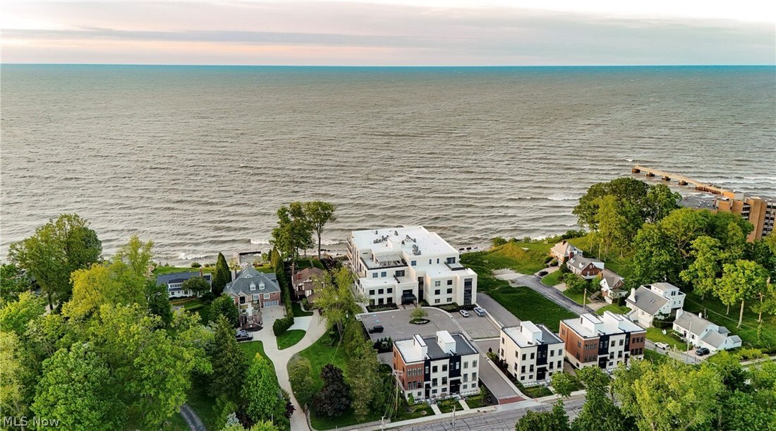 Condo in Rocky River, Ohio, United States 5 - 14942554