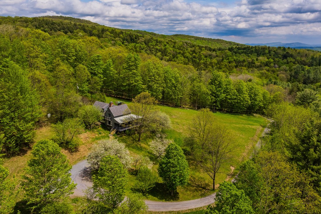 House in Strafford, Vermont, United States 4 - 18027988