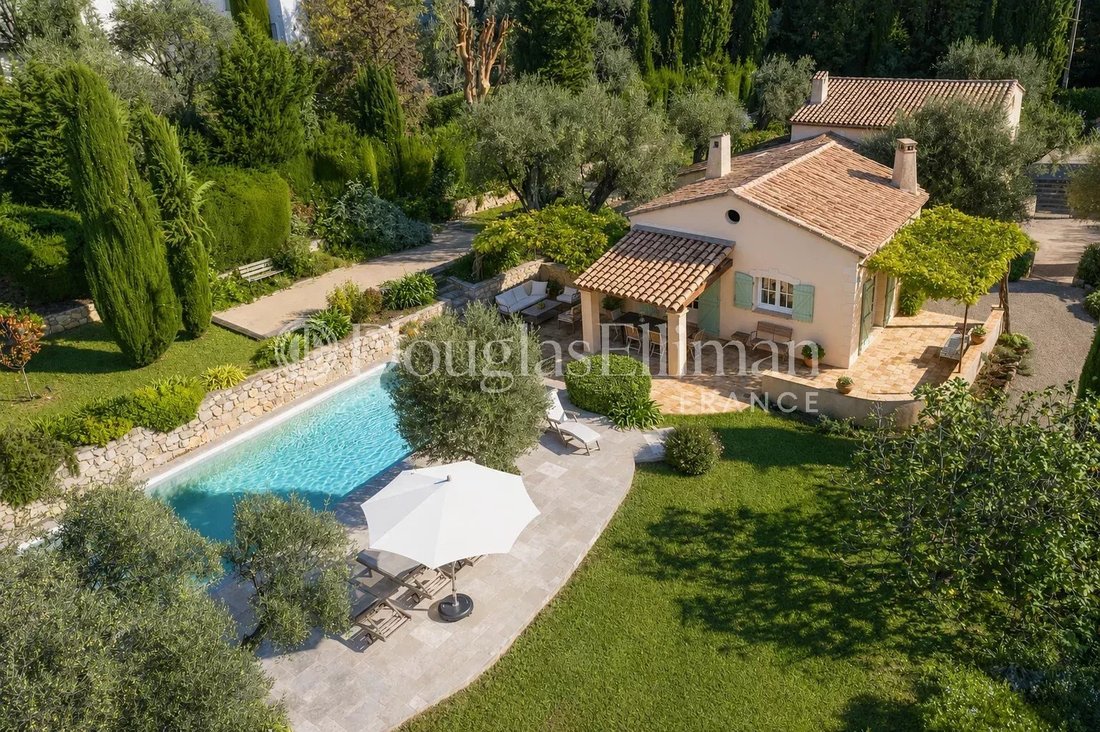 House in Opio, Provence-Alpes-Côte d'Azur, France 2 - 14963593