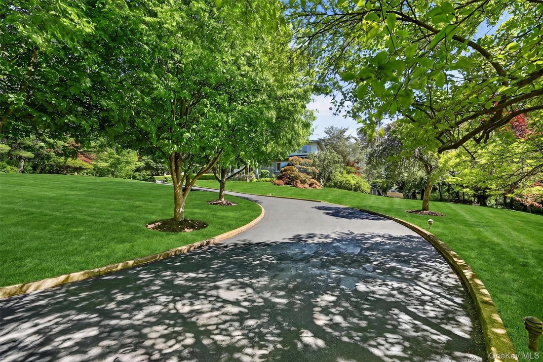 House in Montebello, New York, United States 2 - 18031584