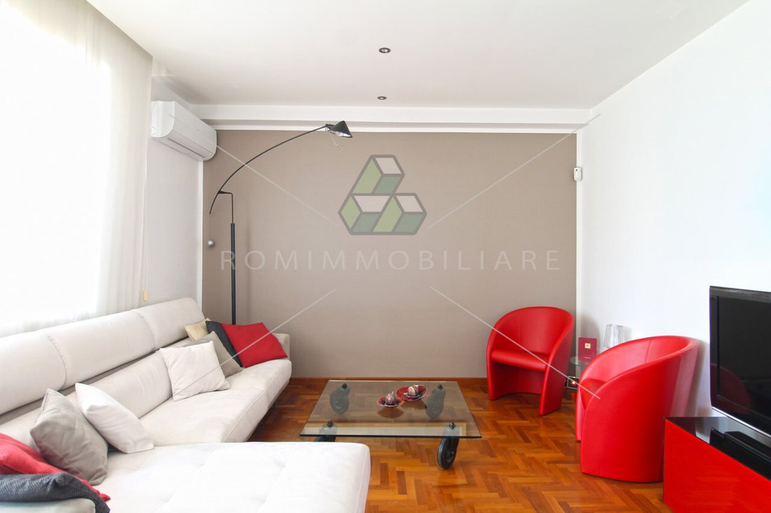 Apartment in Eur - Torrino - Giuliano Dalmata, Rome, Lazio 2 - 18032052