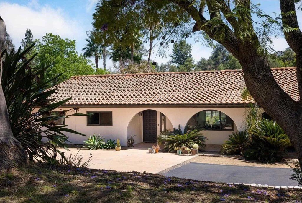 House in Escondido, California, United States 3 - 18026662