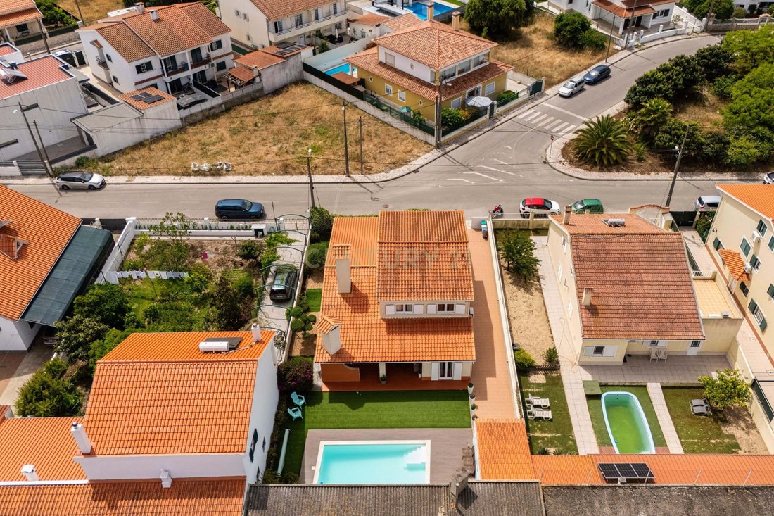 Villa in Quinta do Conde, Setubal, Portugal 1 - 18030305