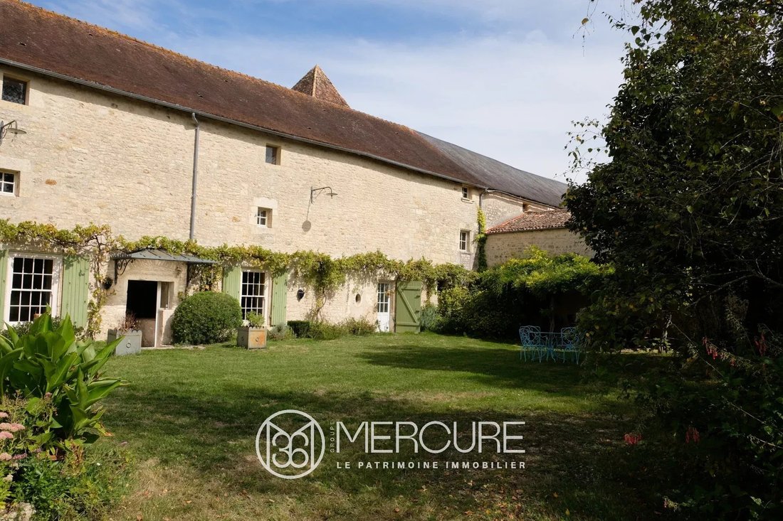 House in Centre Ville, Saint-Maixent-l'École, France 1 - 18026421