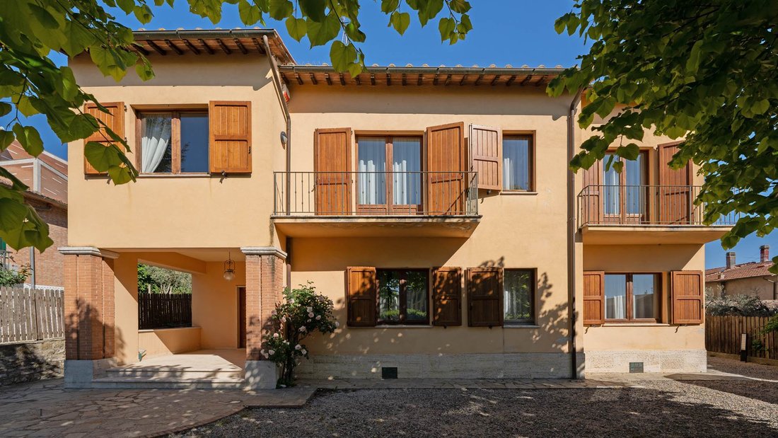 Villa in Montepulciano, Tuscany, Italy 2 - 18031396