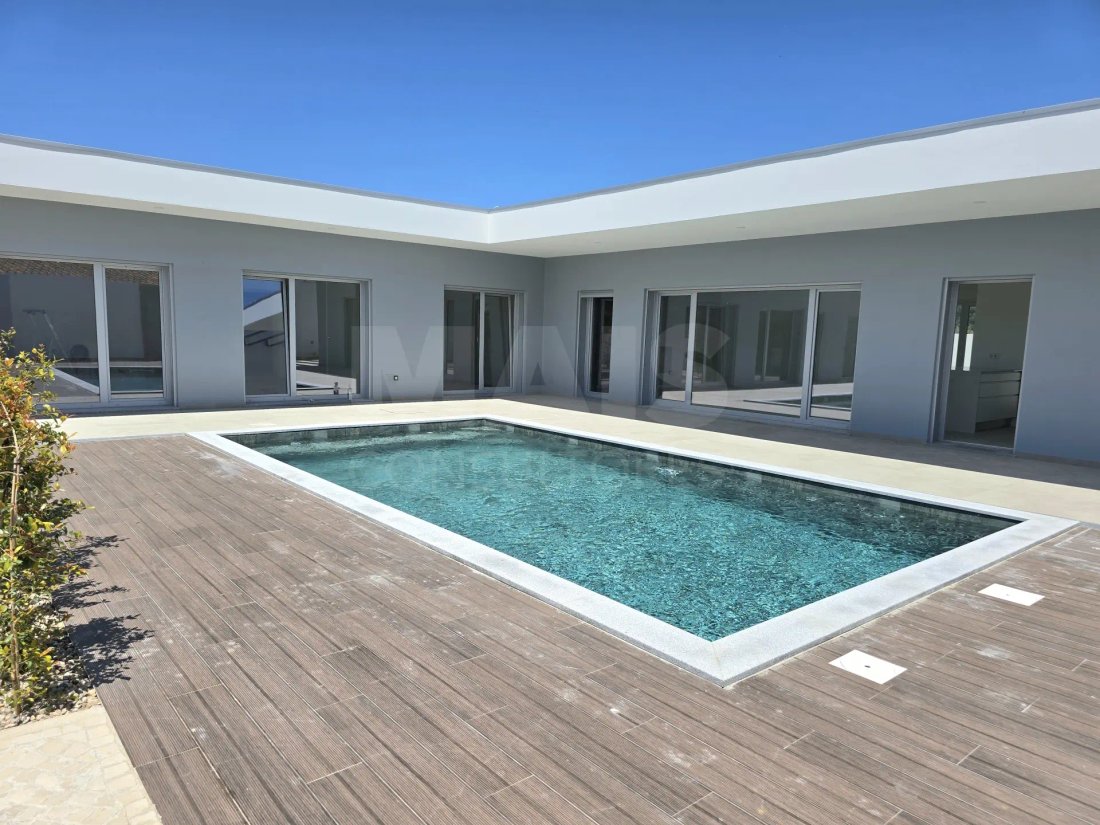 Villa in Nadadouro, Leiria District, Portugal 5 - 18027572