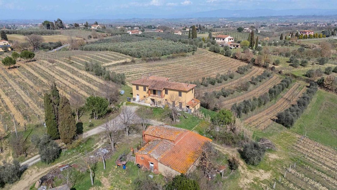 Montepulciano, Tuscany, Italy 4 - 18031401