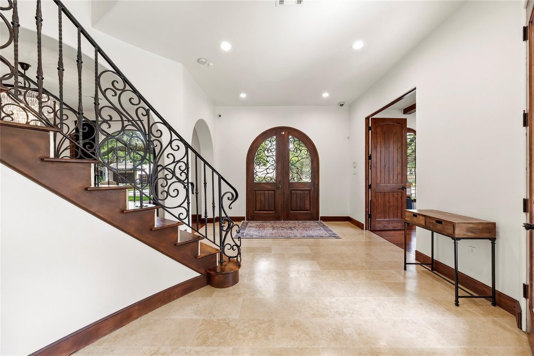 House in Houston, Texas, United States 4 - 18027048