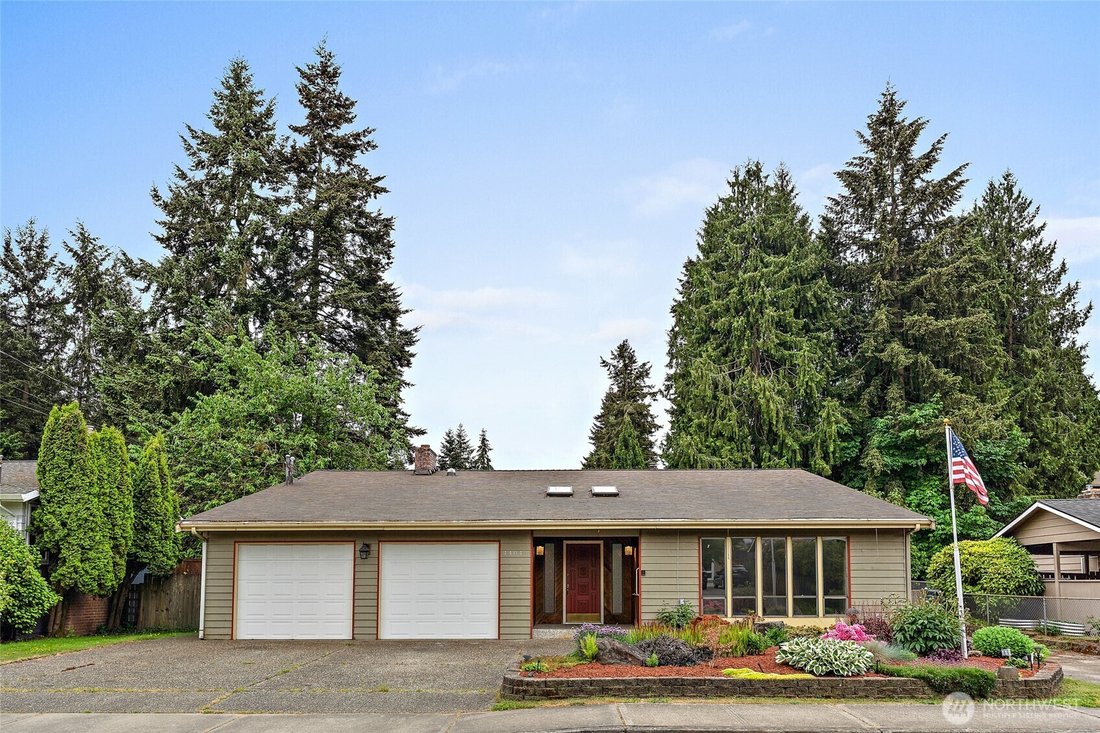 House in Mountlake Terrace, Washington, United States 1 - 18031955
