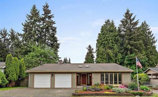 House in Mountlake Terrace, Washington, United States 1