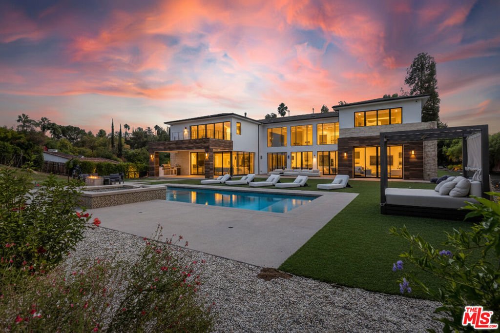 House in Los Angeles, California, United States 1 - 18028652
