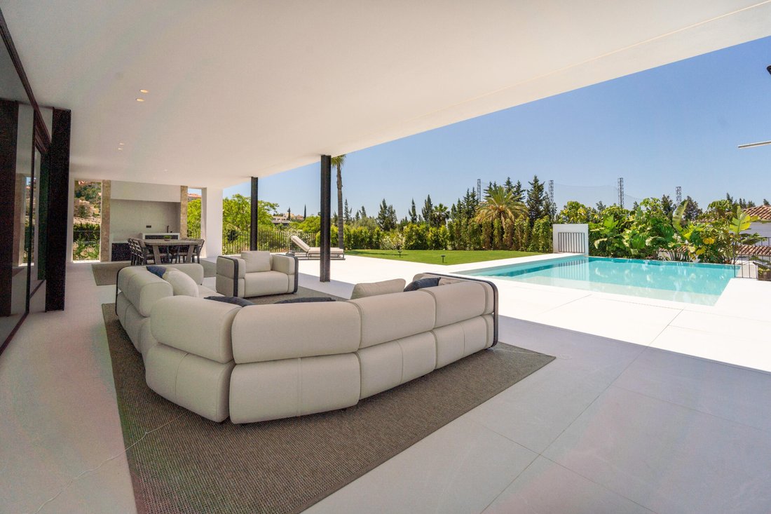 Villa in Nueva Andalucia, Marbella, Spain 4 - 17648049