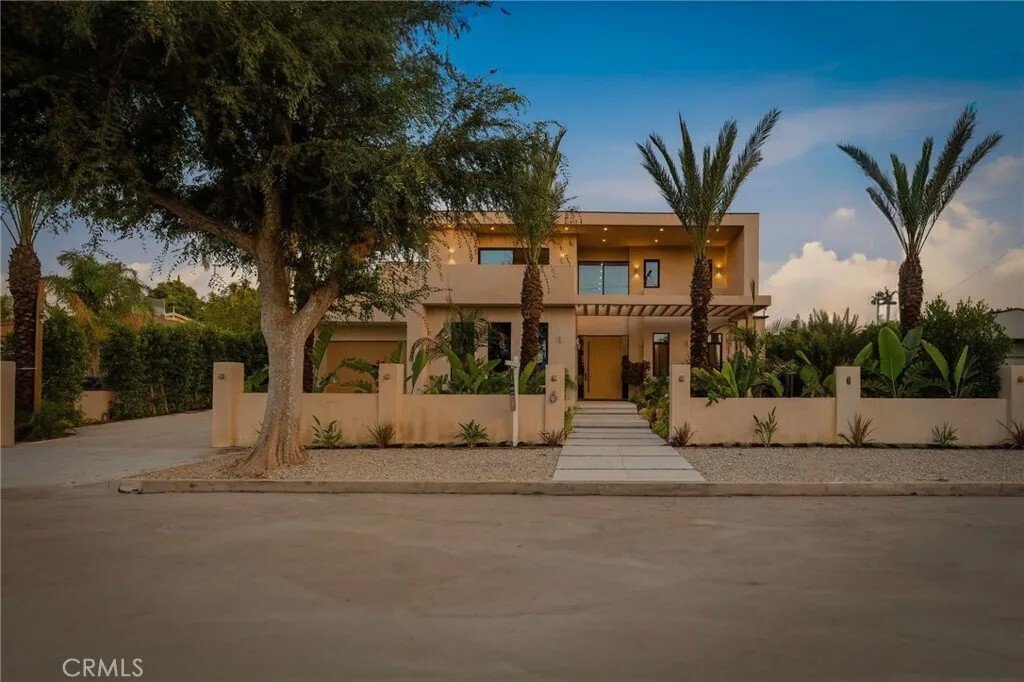 House in Los Angeles, California, United States 2 - 18030032