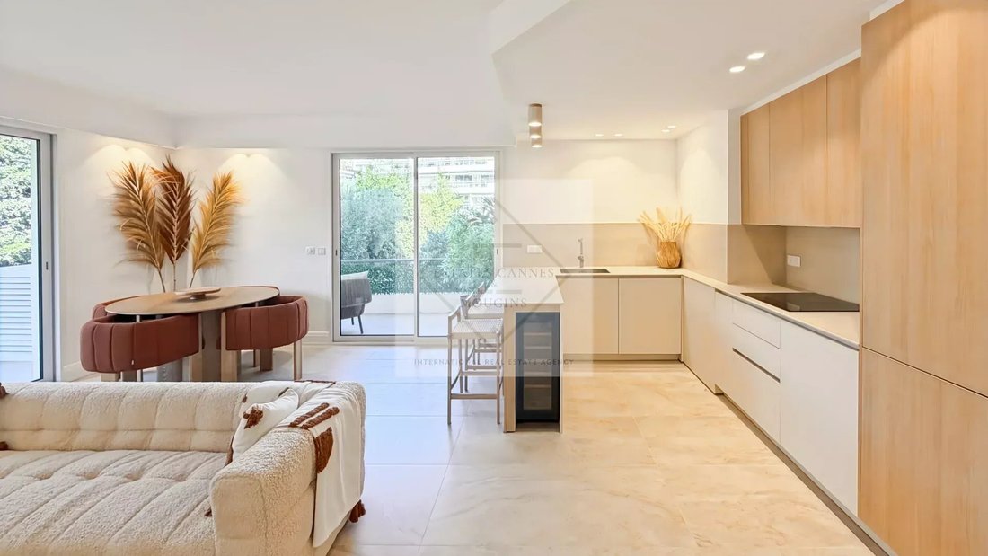 Apartment in Cannes, Provence-Alpes-Côte d'Azur, France 2 - 18025645