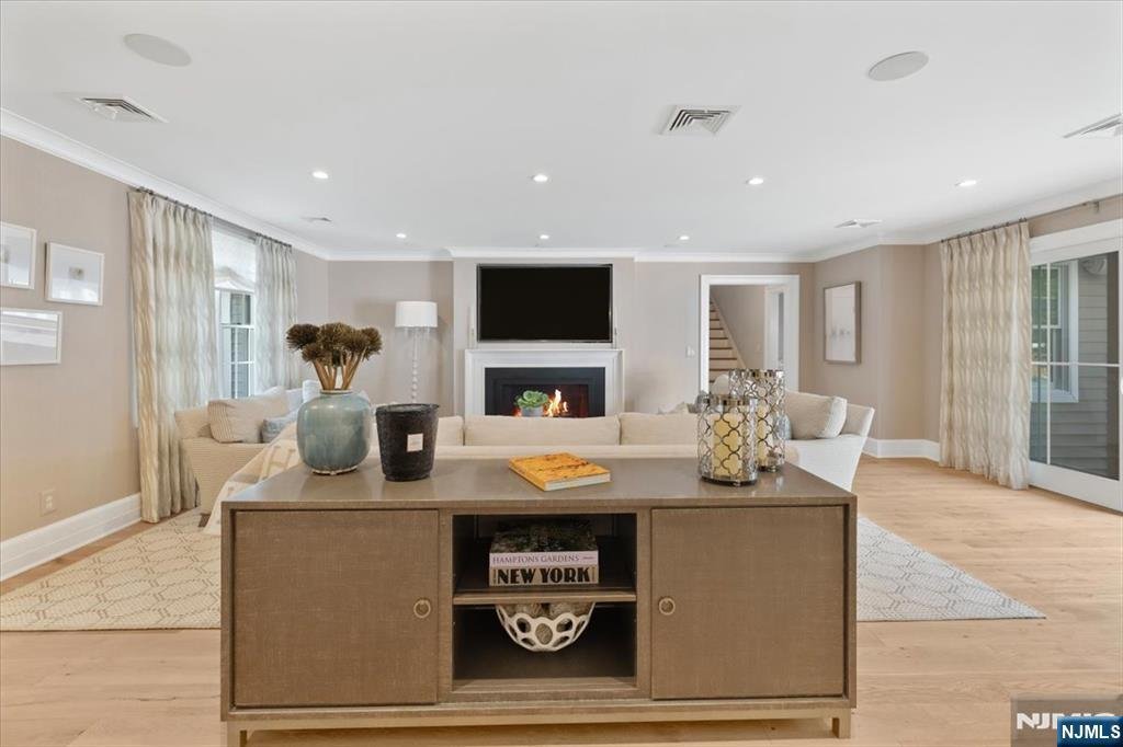 House in Oradell, New Jersey, United States 5 - 18031560