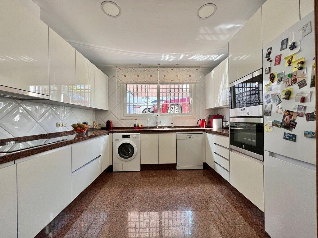 Villa in Fuengirola, Andalusia, Spain 4 - 18028637