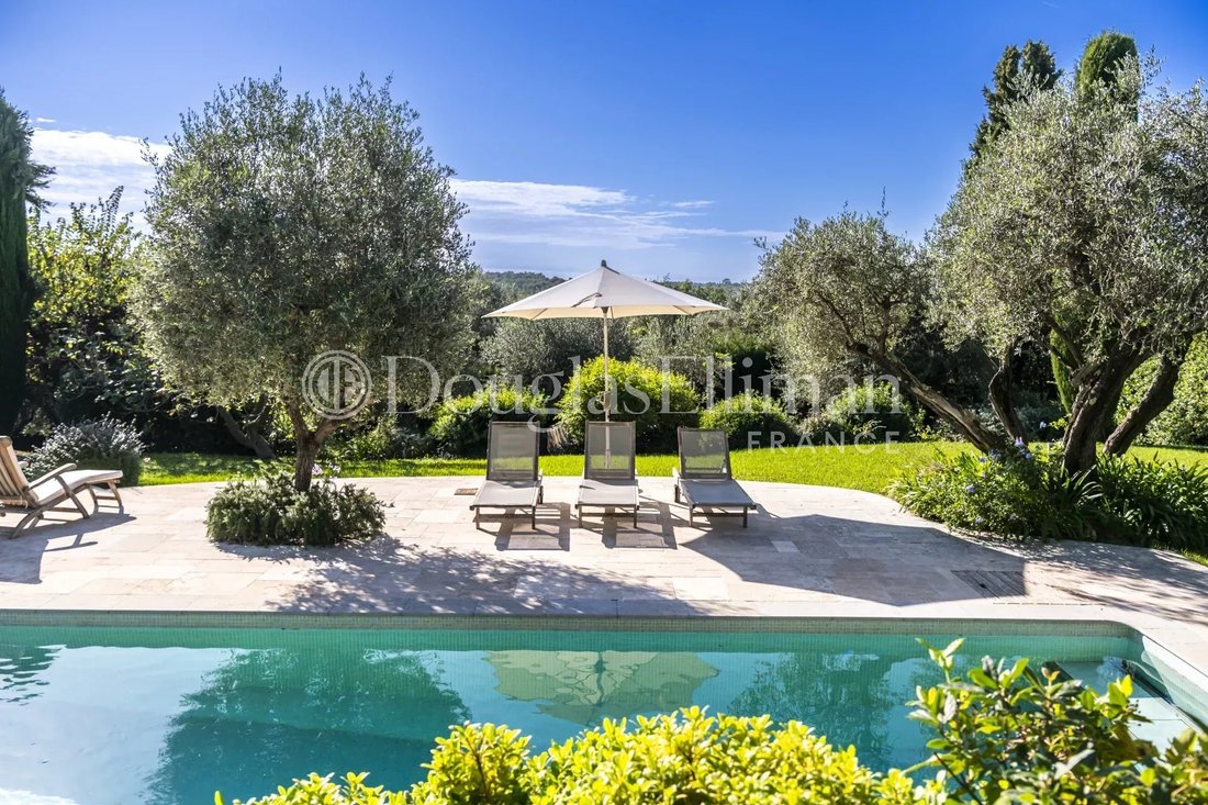 House in Opio, Provence-Alpes-Côte d'Azur, France 4 - 14963593