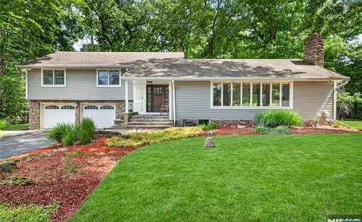 House in Saddle River, New Jersey, United States 1