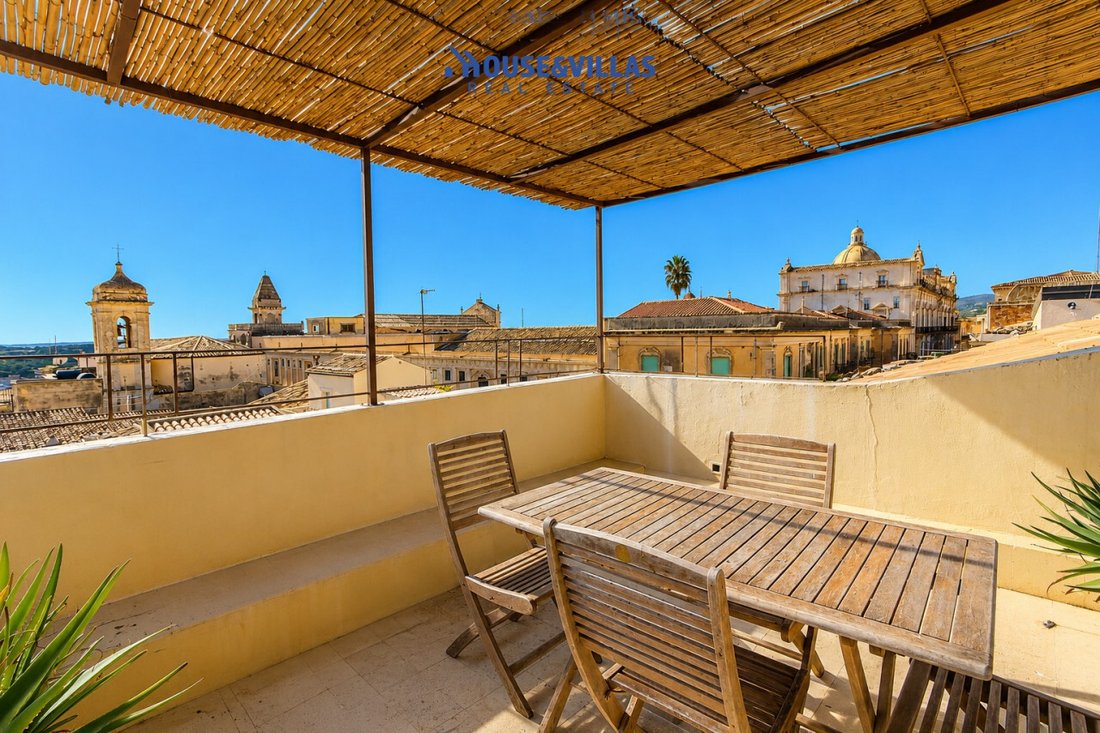 Apartment in Center, Noto, Sicily 2 - 18032055