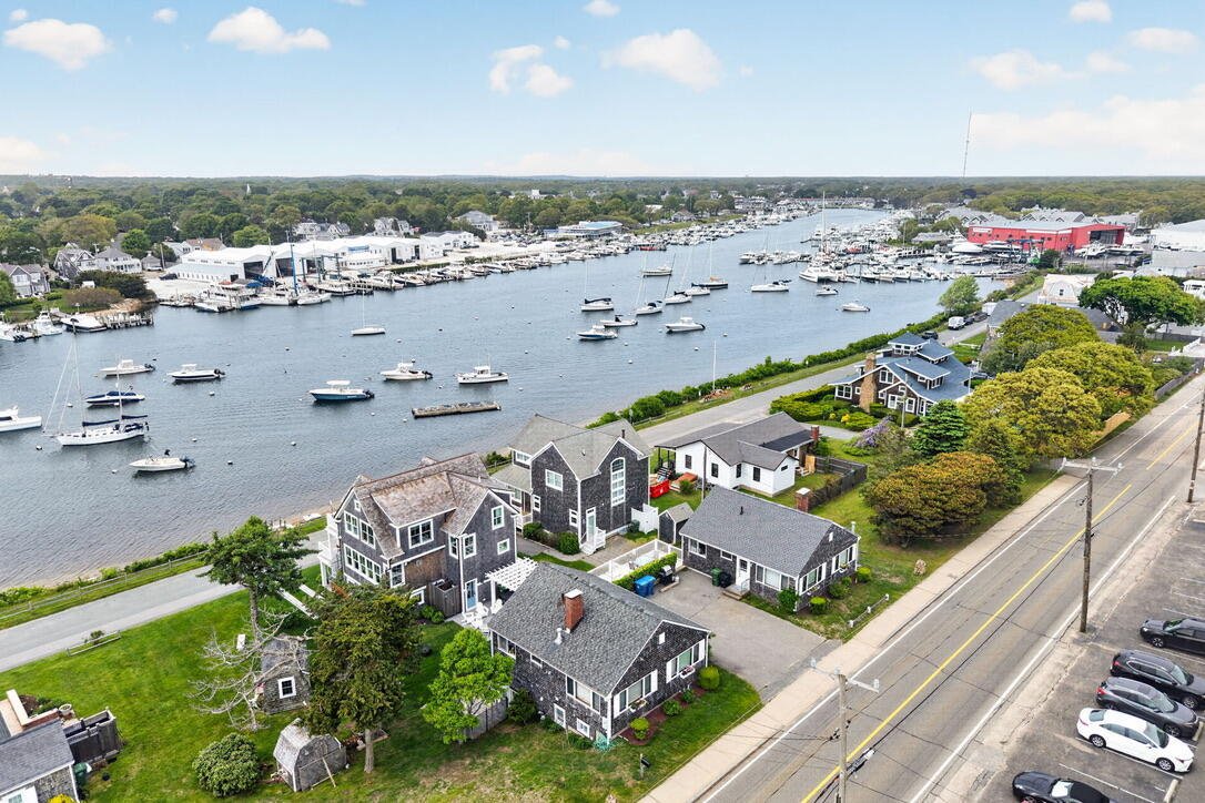 House in Falmouth, Massachusetts, United States 4 - 18031904